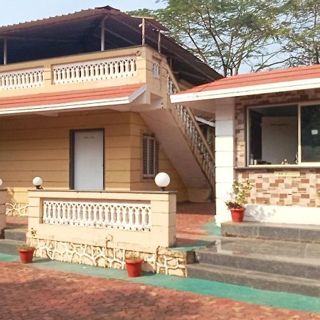 Giriraj Garden Resort Vagholi  Zewnętrze zdjęcie